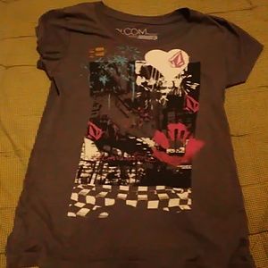 Volcom girls large t-shirt